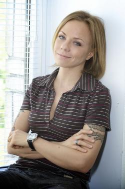 Лена Перова